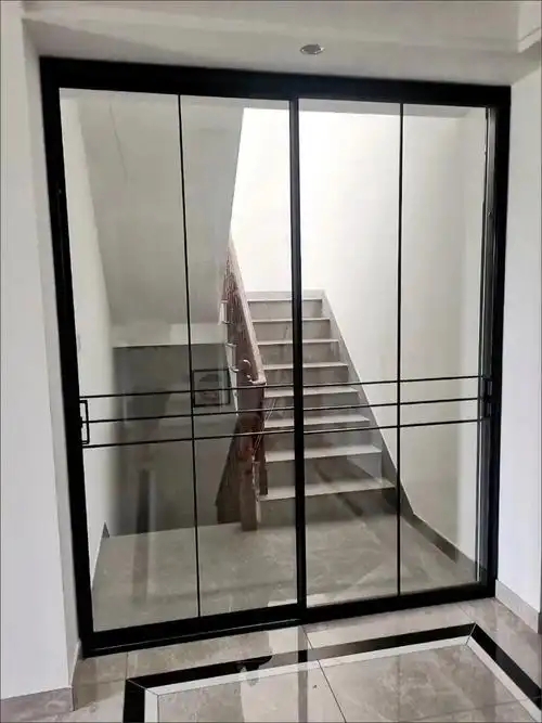玻璃推拉门滑轮坏了怎么修